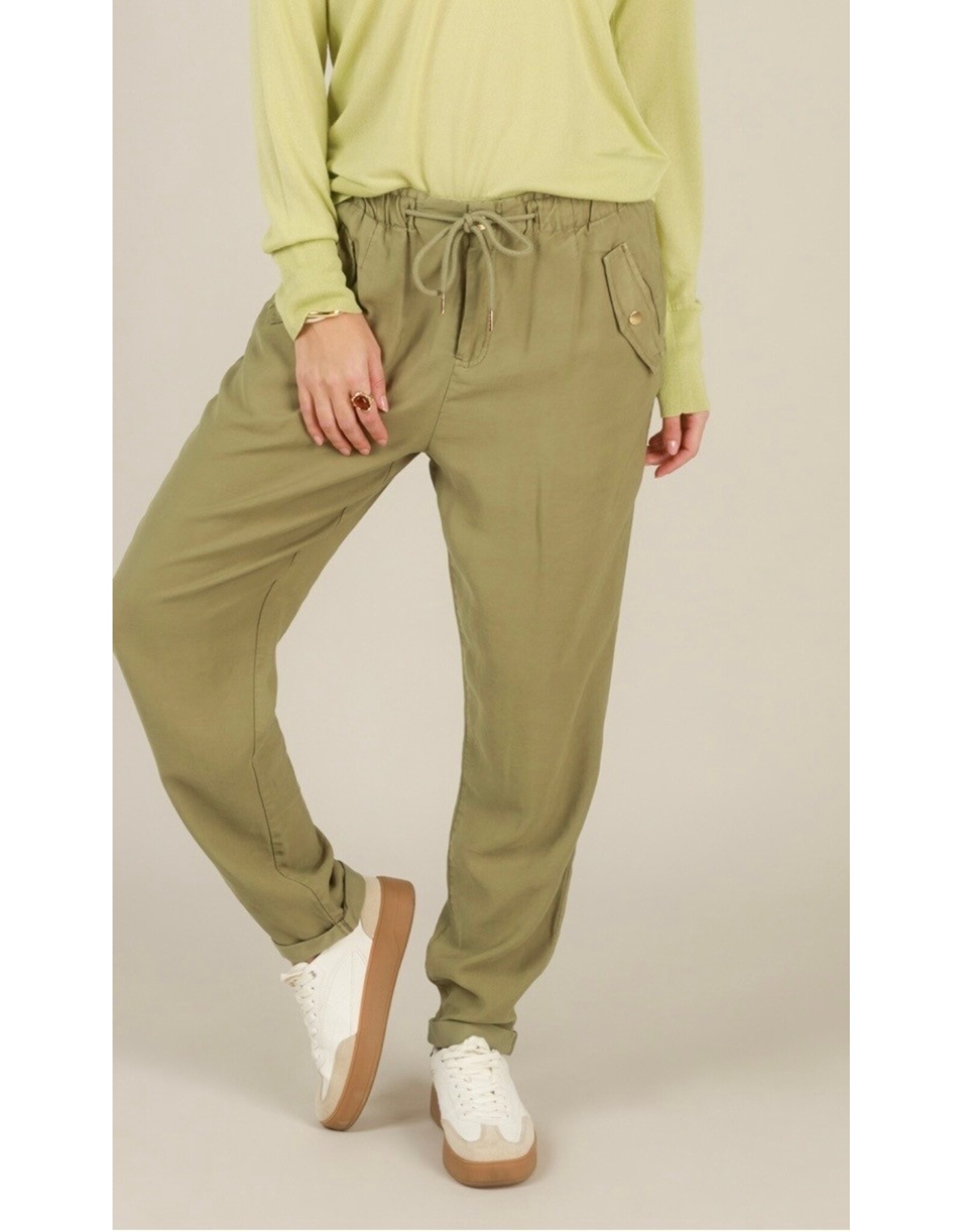 Yest Broek Ilyana olive groen