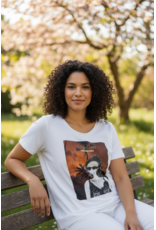 Cream T shirt Strina golden hour