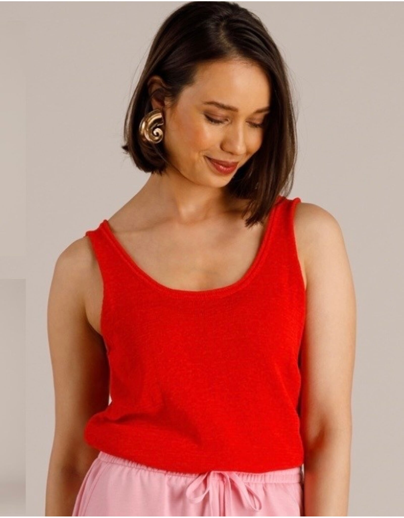 Yest Top maika hot red