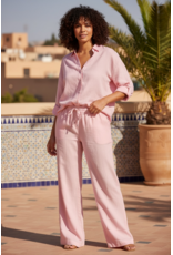 Yest Bloes mietta bright pink