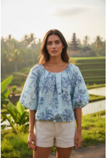 Italie Bloes floral sky
