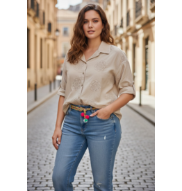 Italie Bloes bella broderie beige