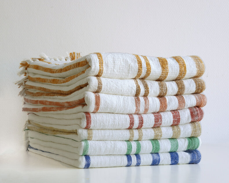 Plaid Jax in soft slub cotton – striped in seven natural shades, matching the Jax cushions
