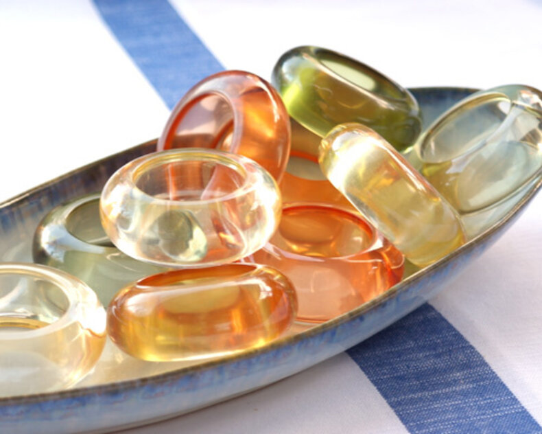 Juul napkin rings resin set 4 pieces multi color