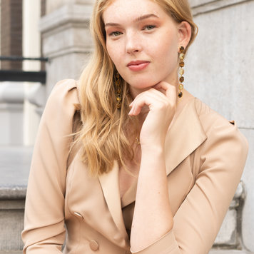 NOX Amsterdam Multicolor long tijgeroog & geel gouden oorbellen