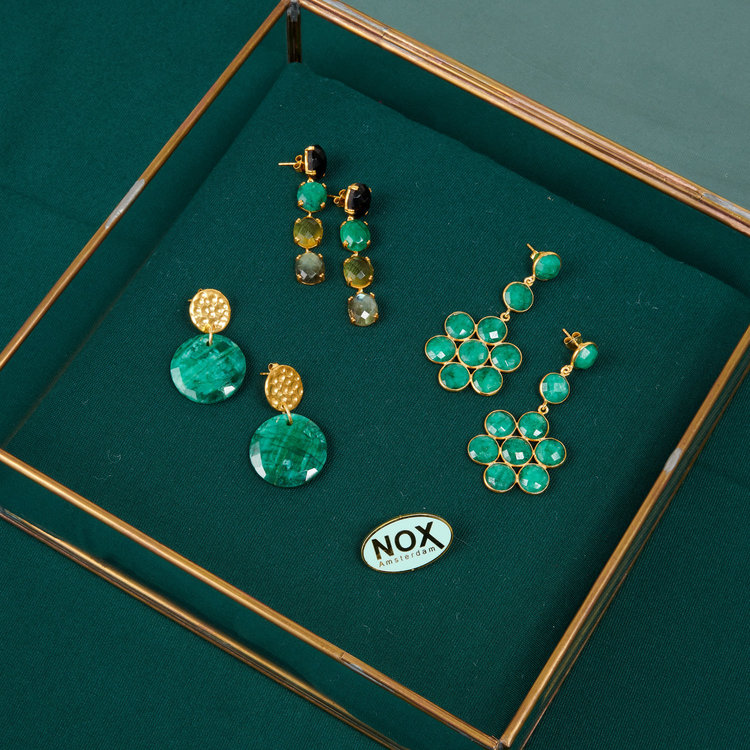 NOX Amsterdam NOX round smaragd groene oorbellen