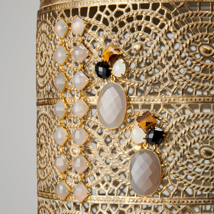 NOX Amsterdam NOX just impressive oval grey chalcedony, white, black & tiger-eye