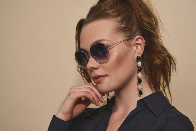 NOX Amsterdam NOX multicolor long zwart & maansteen oorbellen