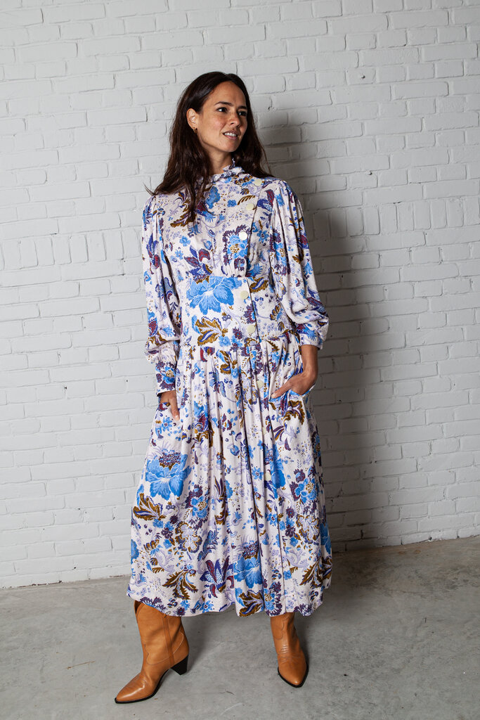 Marant Étoile Dress Bazin ecru.