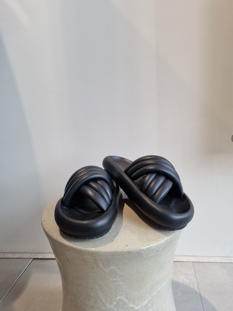 Isabel Marant Niloo sandals black