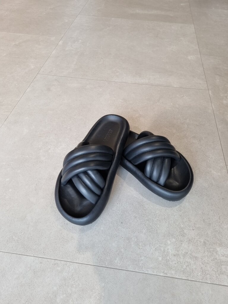 Isabel Marant Niloo sandals black