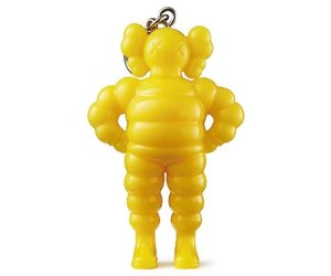 KAWS 'TOKYO FIRST' CHUM KEYCHAIN — STANDARD X FUTURE