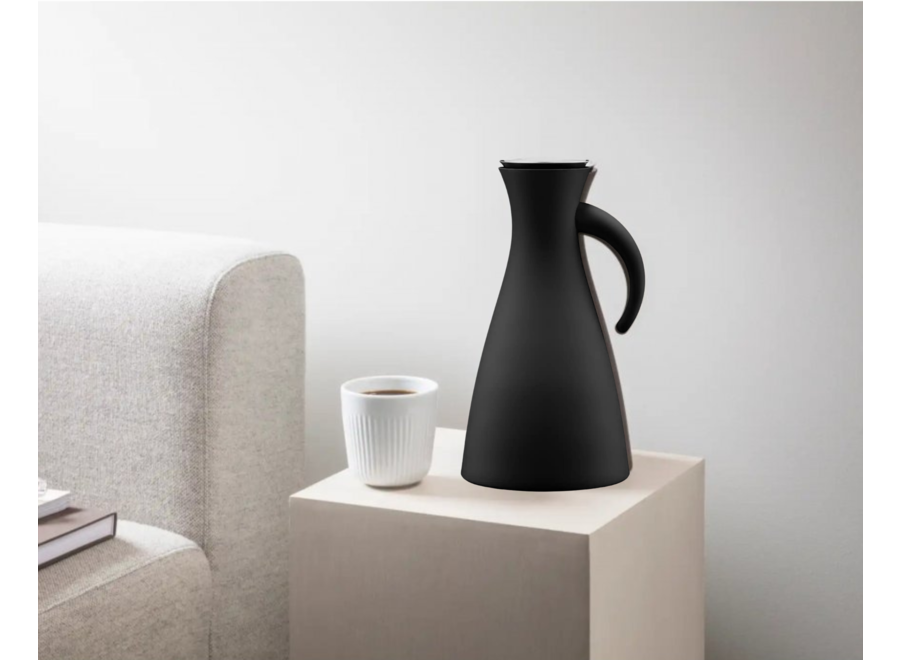 Thermoskan & Karaf Matte Black