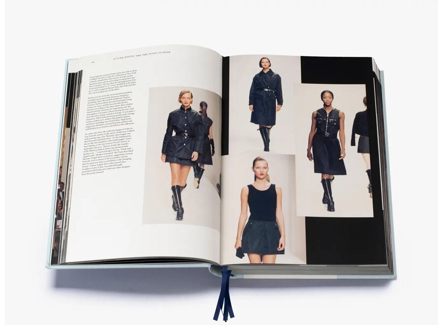 Tafelboek Prada Catwalk + Boekenstandaard Zwart