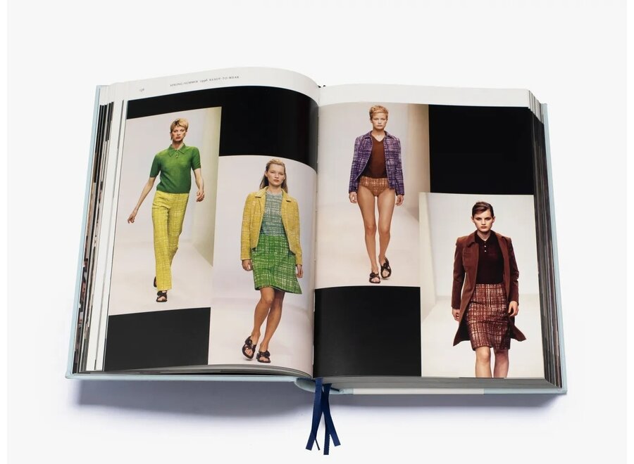 Tafelboek Prada Catwalk + Boekenstandaard Zwart