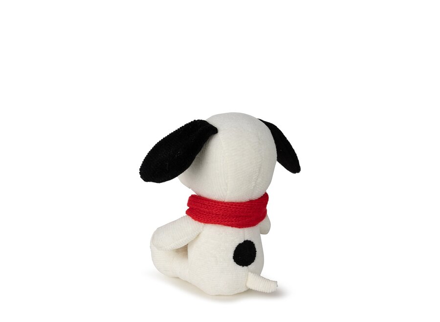 Snoopy with Scarf - 17 cm