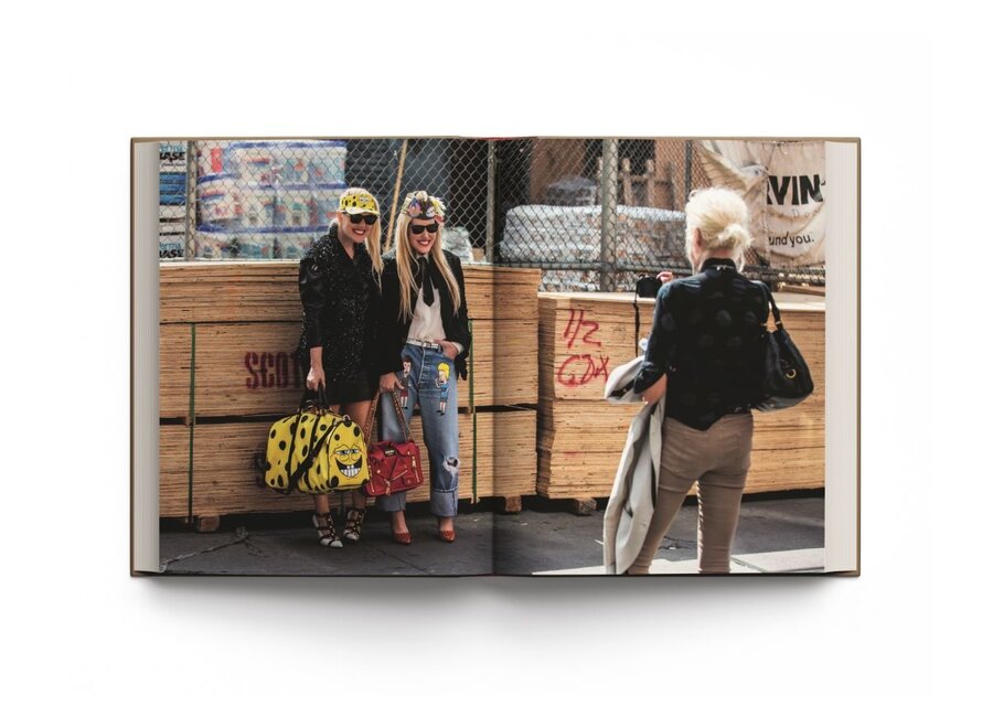 New York. In Fashion + Boekenstandaard Zwart