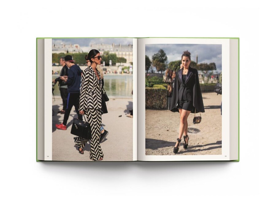 Paris. In Fashion + Boekenstandaard Zwart