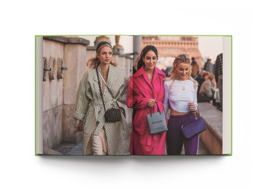 Paris. In Fashion + Boekenstandaard Transparant