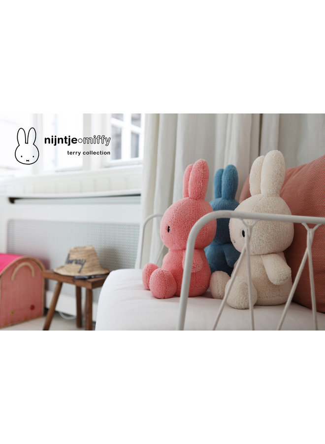 Miffy terry sitzend Farbe Pink 23 cm