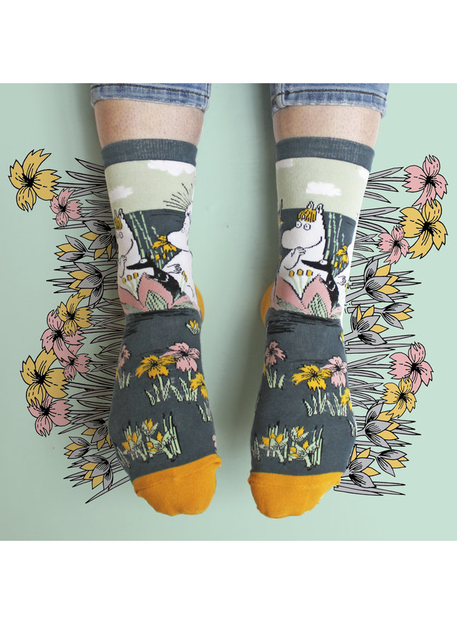 House of Disaster Socken Mumin Lotusblumen mit schönem Print