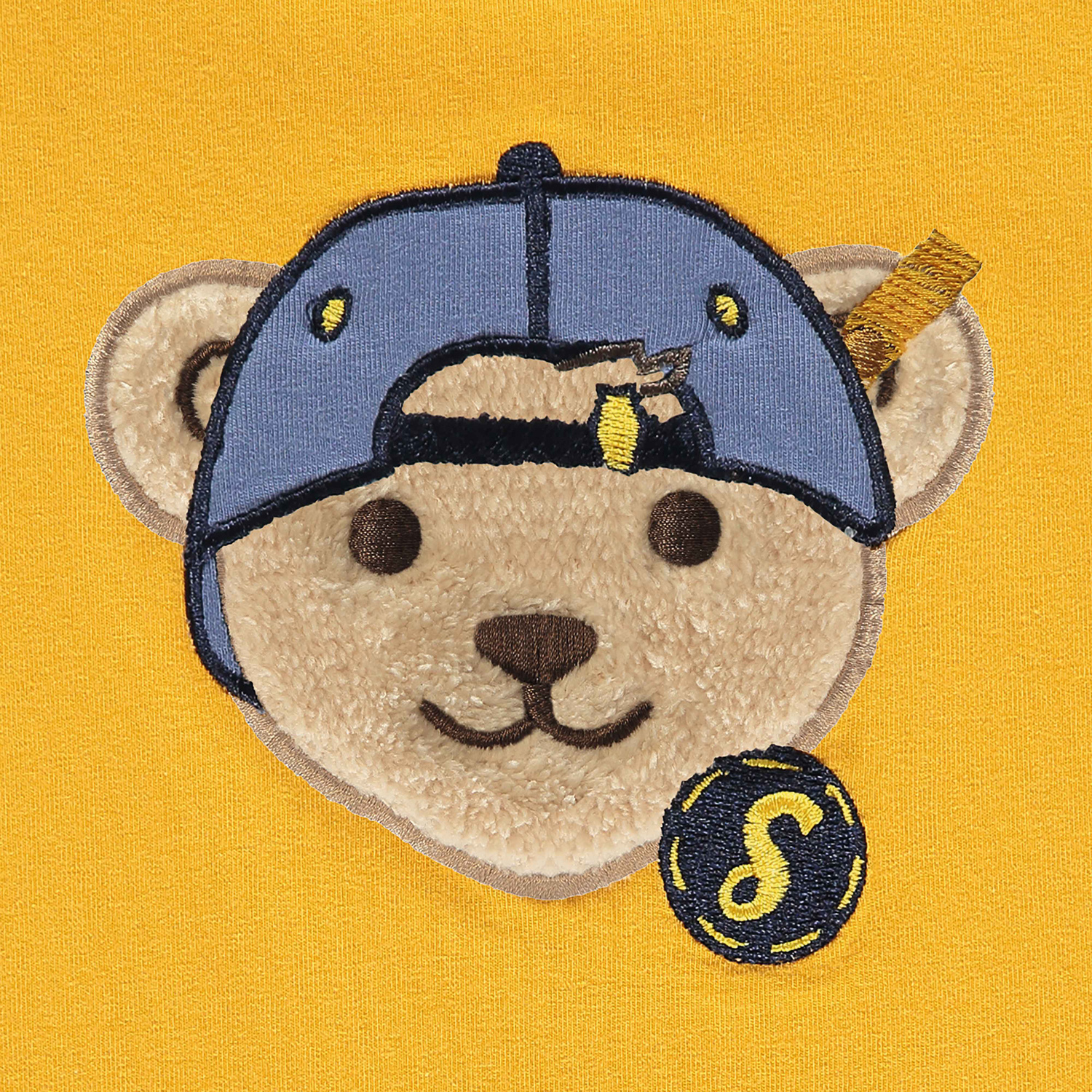 Steiff Longsleeve für Jungs gelb mit Basecap -Teddybär-Applikation