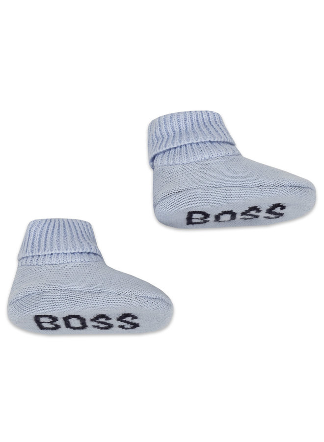 HUGO BOSS Mütze und Schühchen 2-er Geschenkset in hellblau