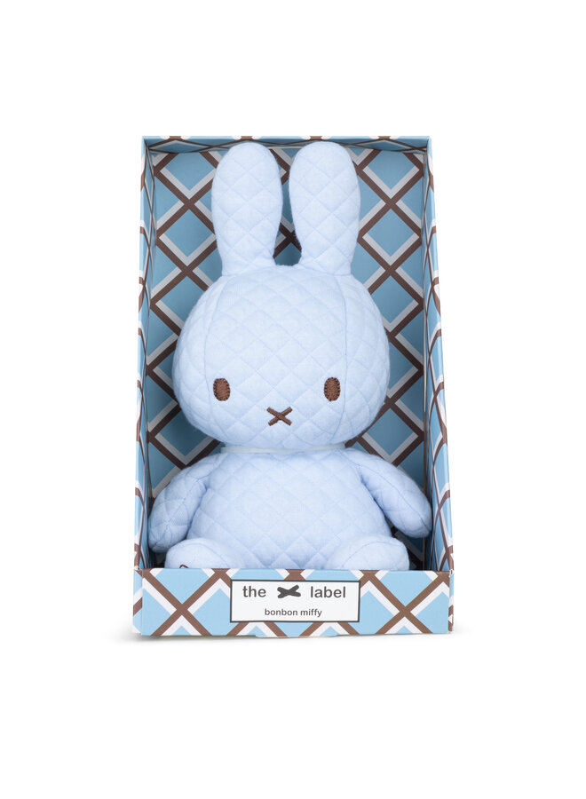 Miffy  -The x Label - Bonbon hellblau  sitzend  23 cm in Geschenkbox