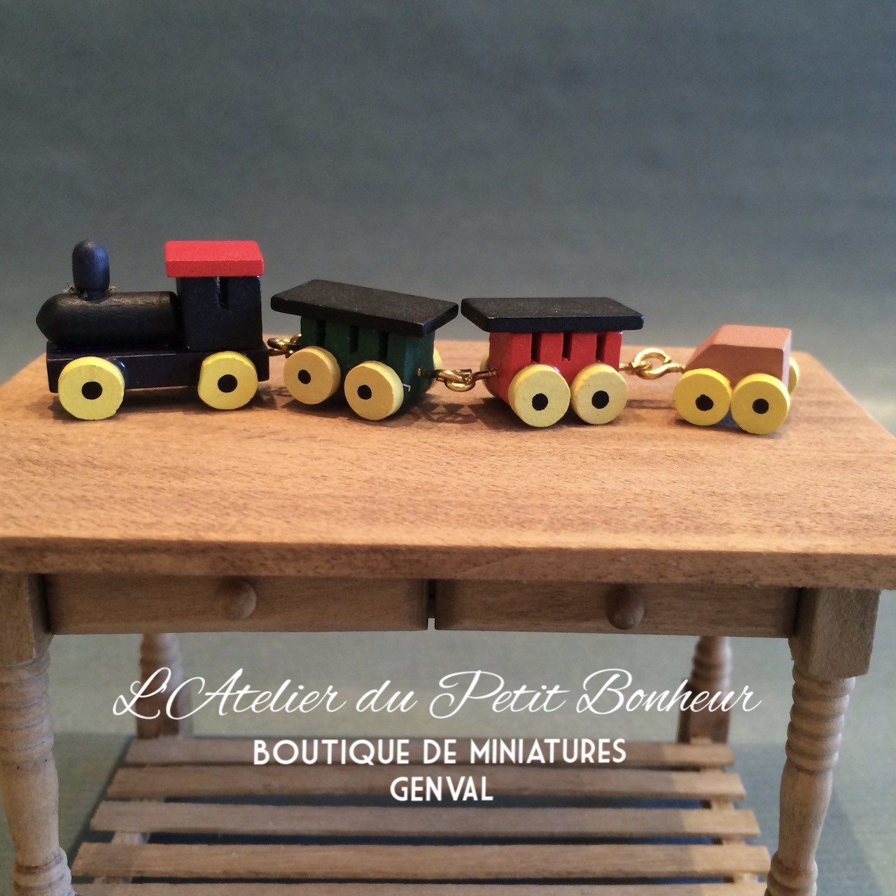 Petit train en bois miniature - VBS Hobby