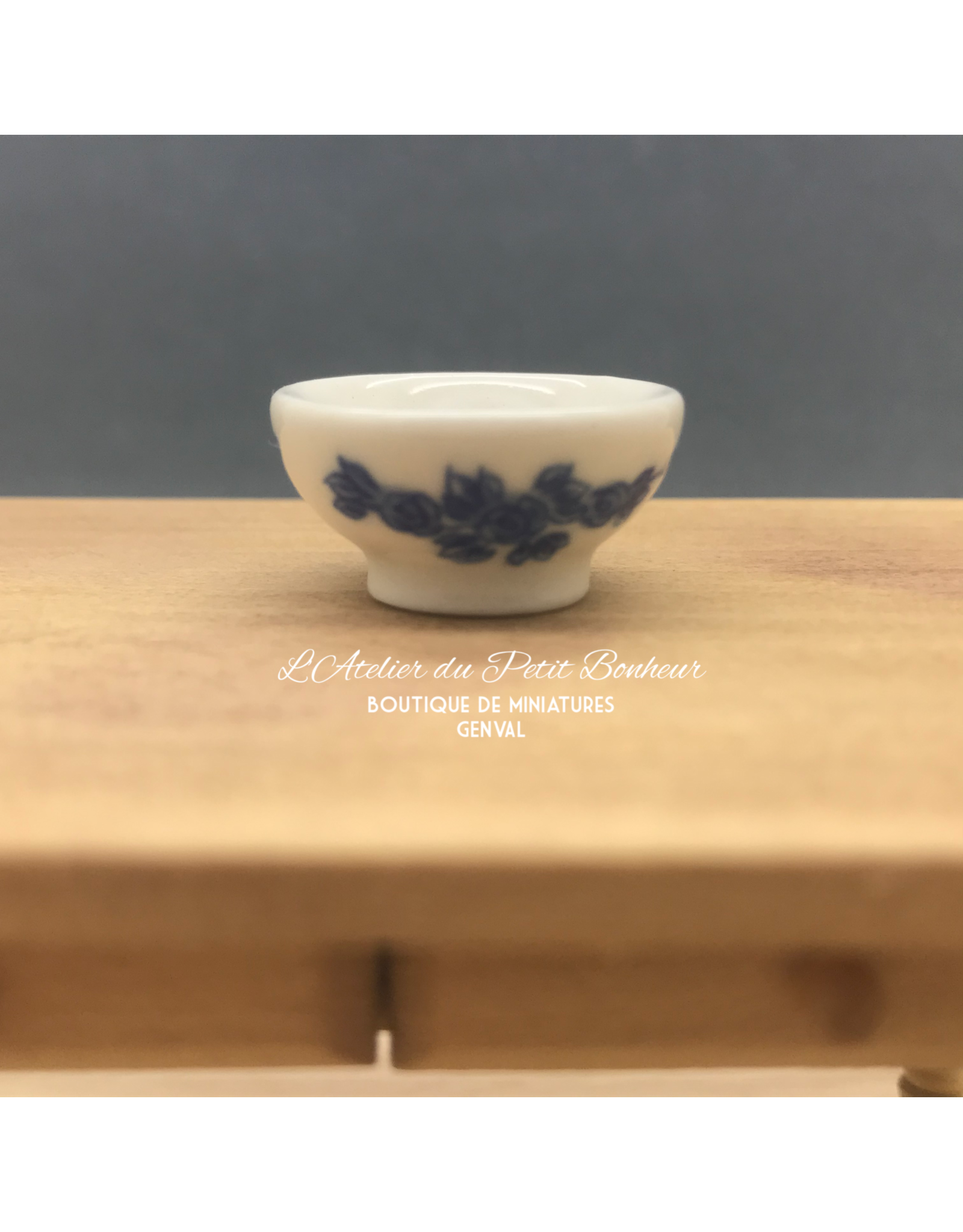 CI International Porcelain Grand bol bleu & blanc miniature 1:12