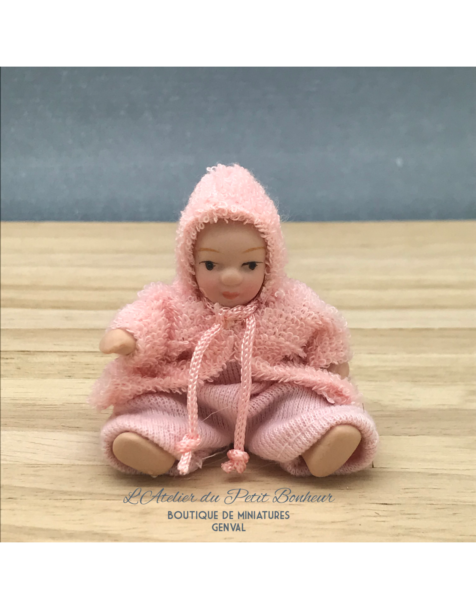 Bébé rose miniature 1:12