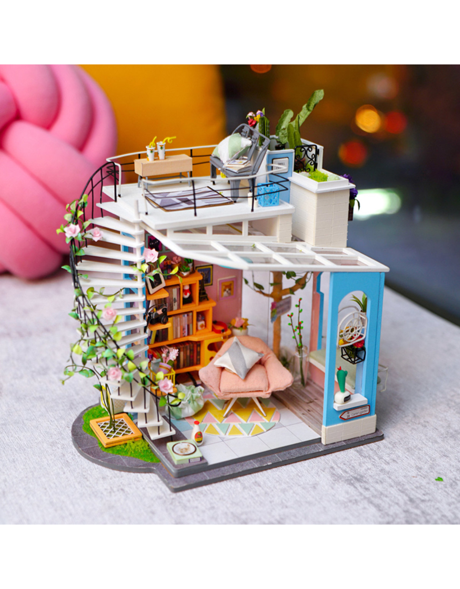 Rolife Dora’s Loft DG12 - Rolife DIY Miniature Dollhouse
