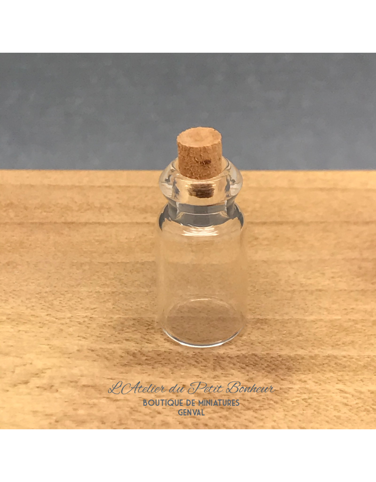Fiole en verre (petite) miniature 1:12