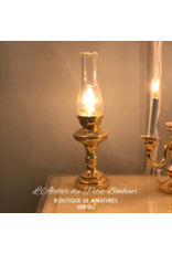 Miniature Lighting Co. Lampe à huile de table dorée miniature 1:12
