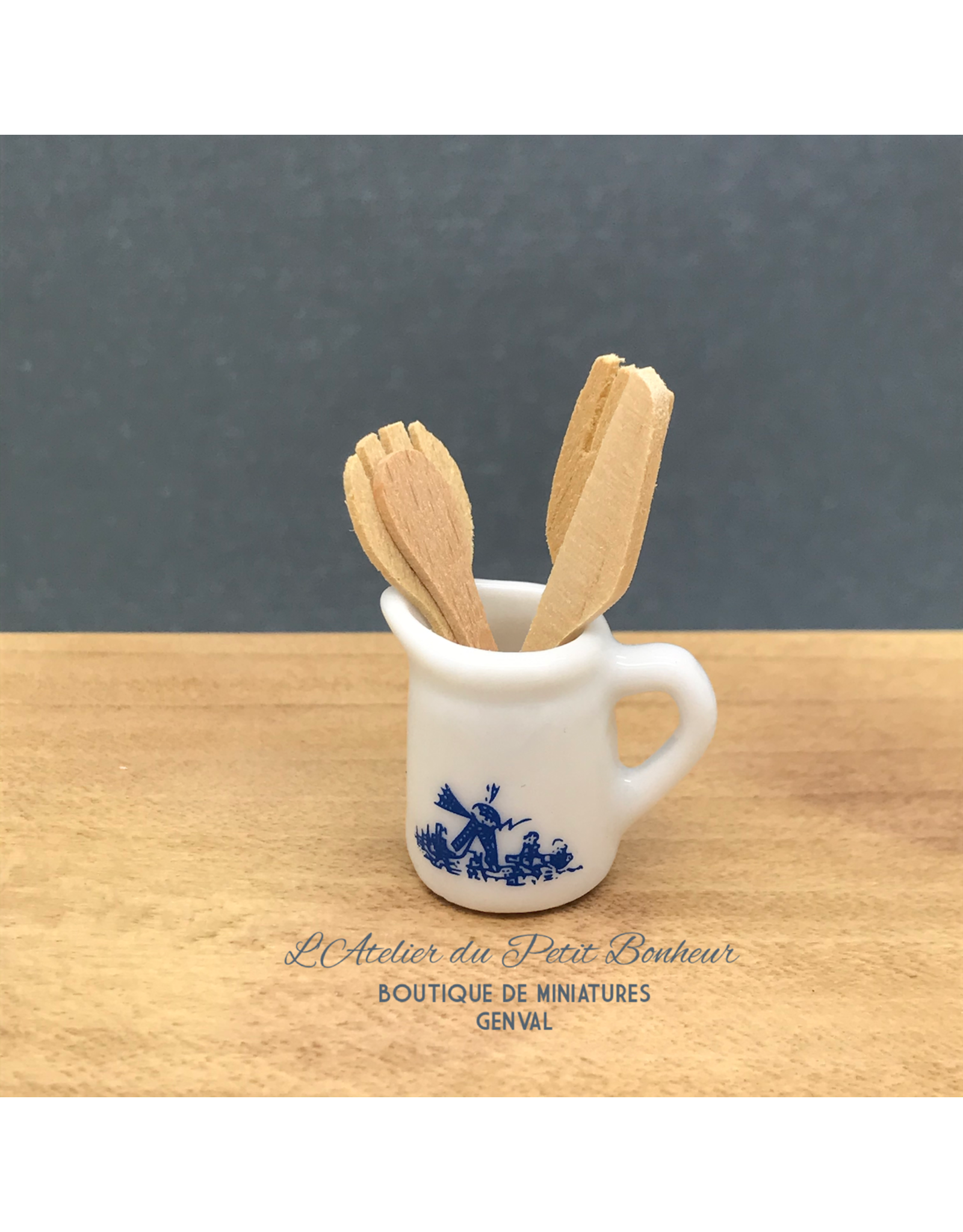 Pot et ustensiles de cuisine miniatures 1:12