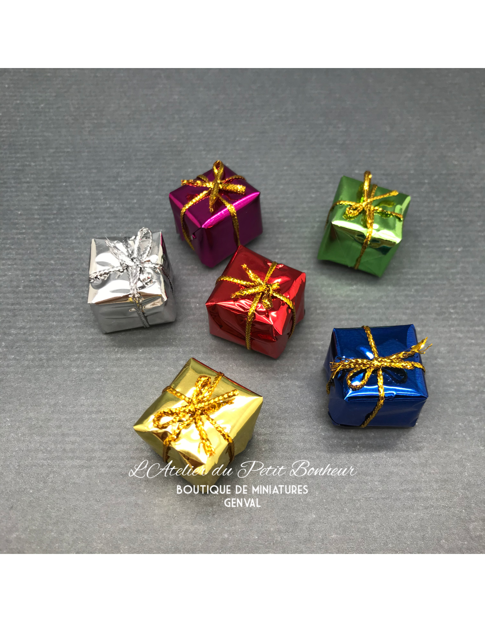Paquets cadeaux 2cm (6) miniatures 1:12