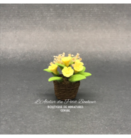 Fleurs jaunes dans panier miniatures 1:12