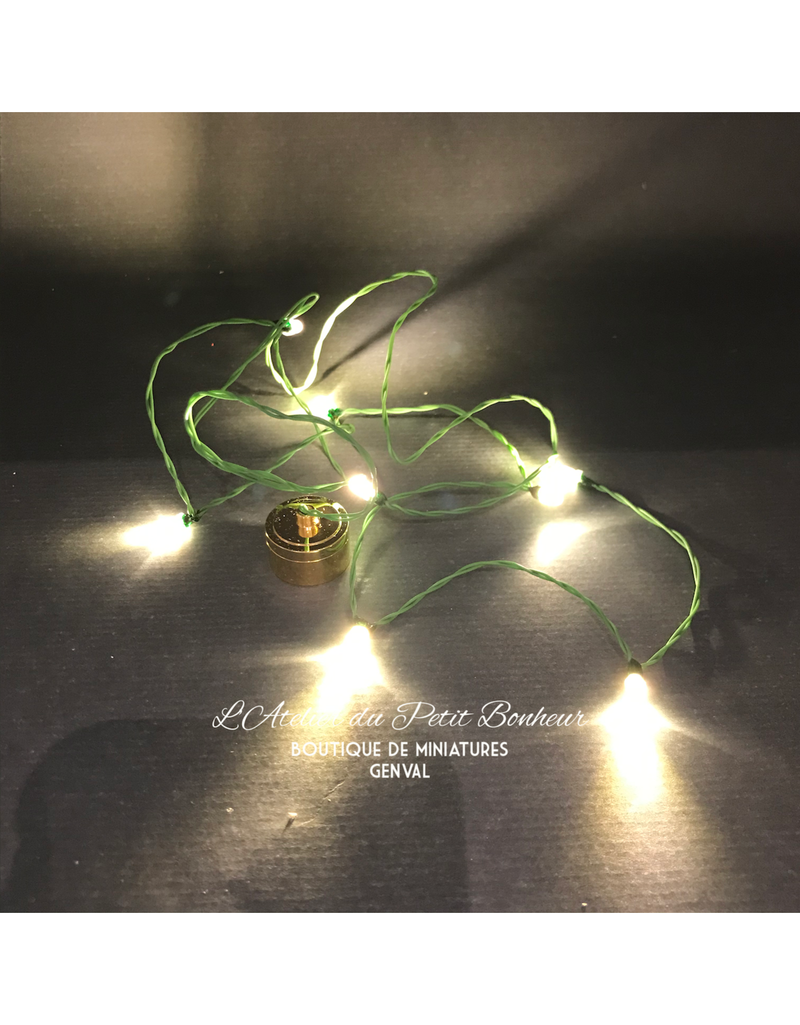 Guirlande de Noël LED blanche (8 ampoules) miniature 1:12