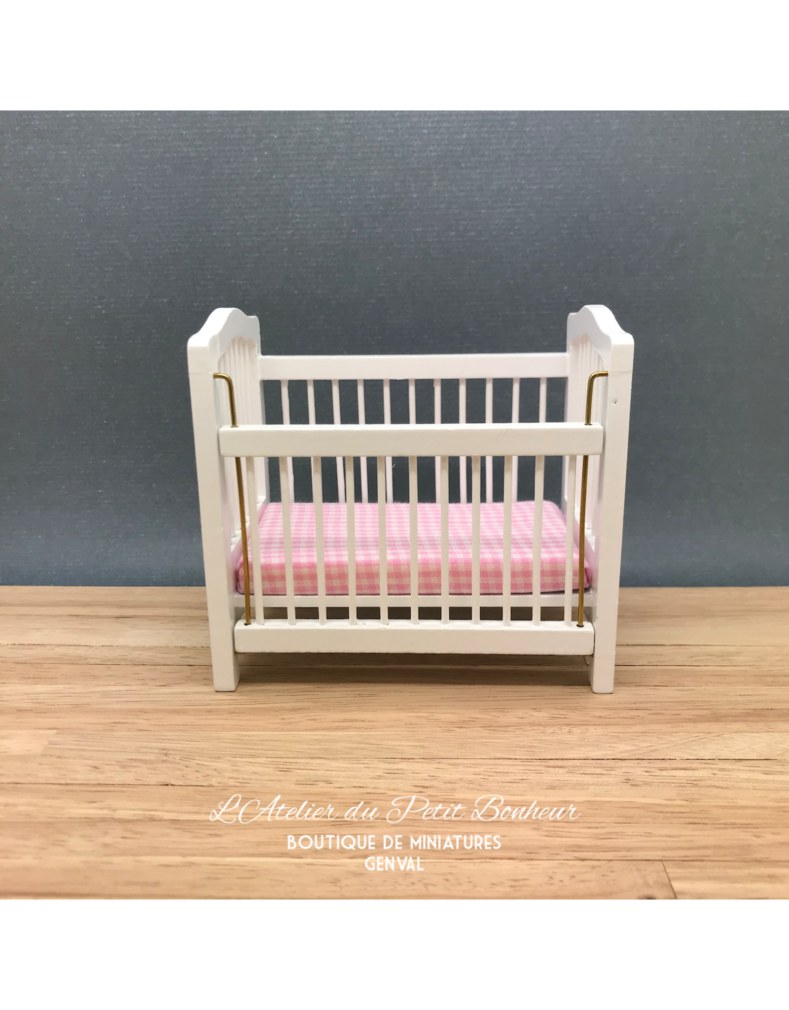 Lit d'enfant/bébé à barreaux blanc