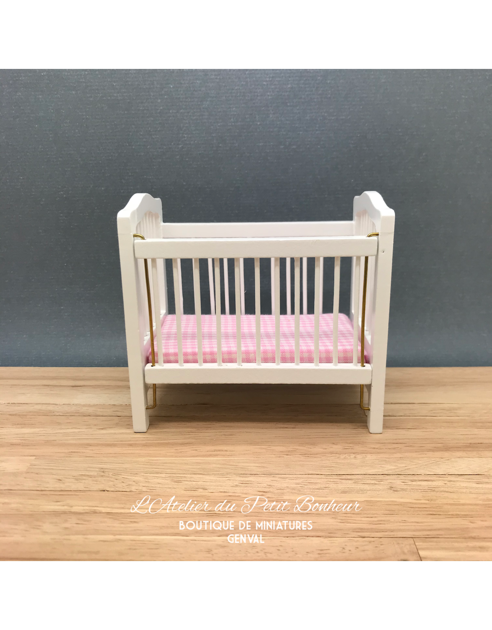 Lit d'enfant/bébé à barreaux blanc