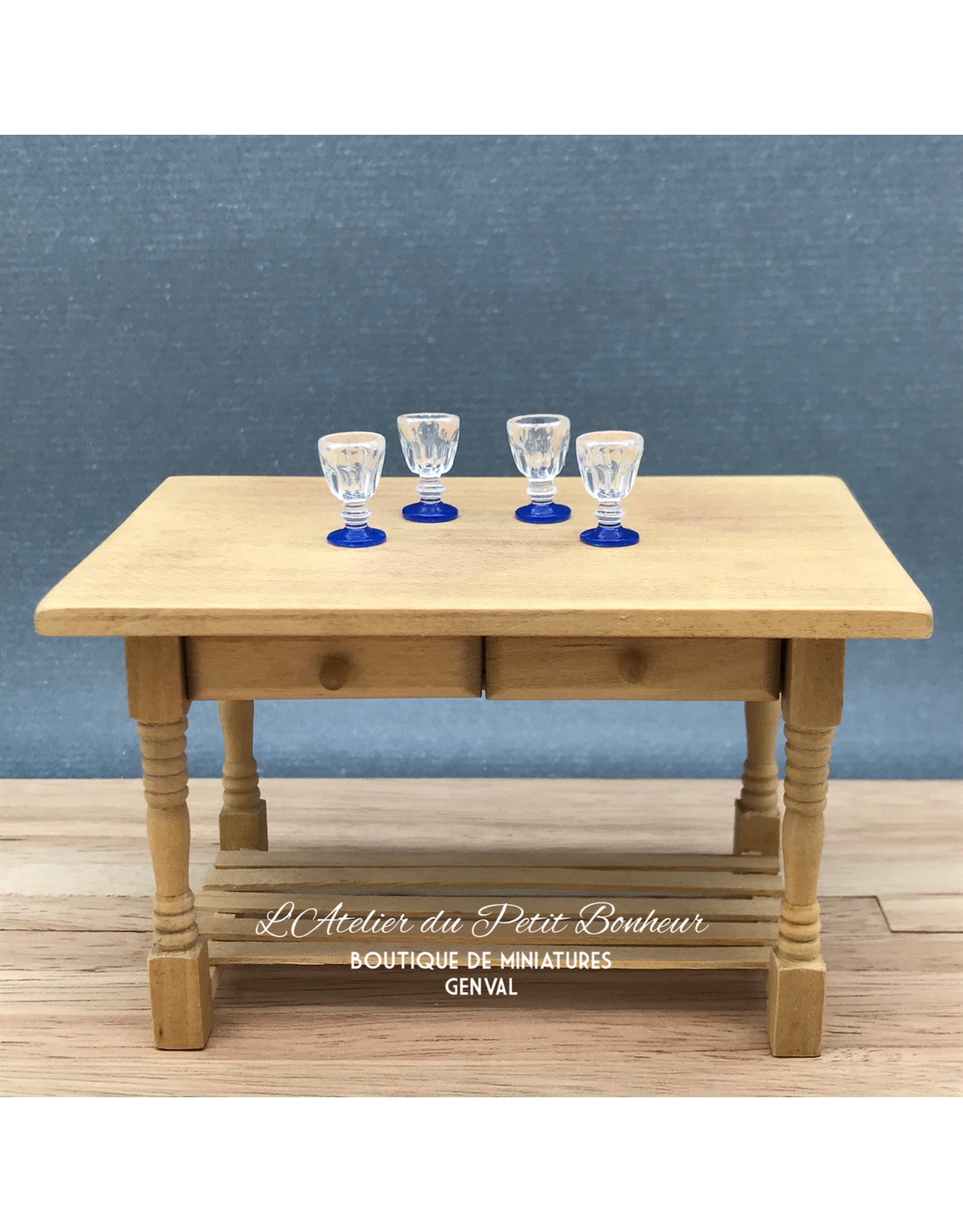 Verres à vin, pied bleu (4) miniatures 1:12