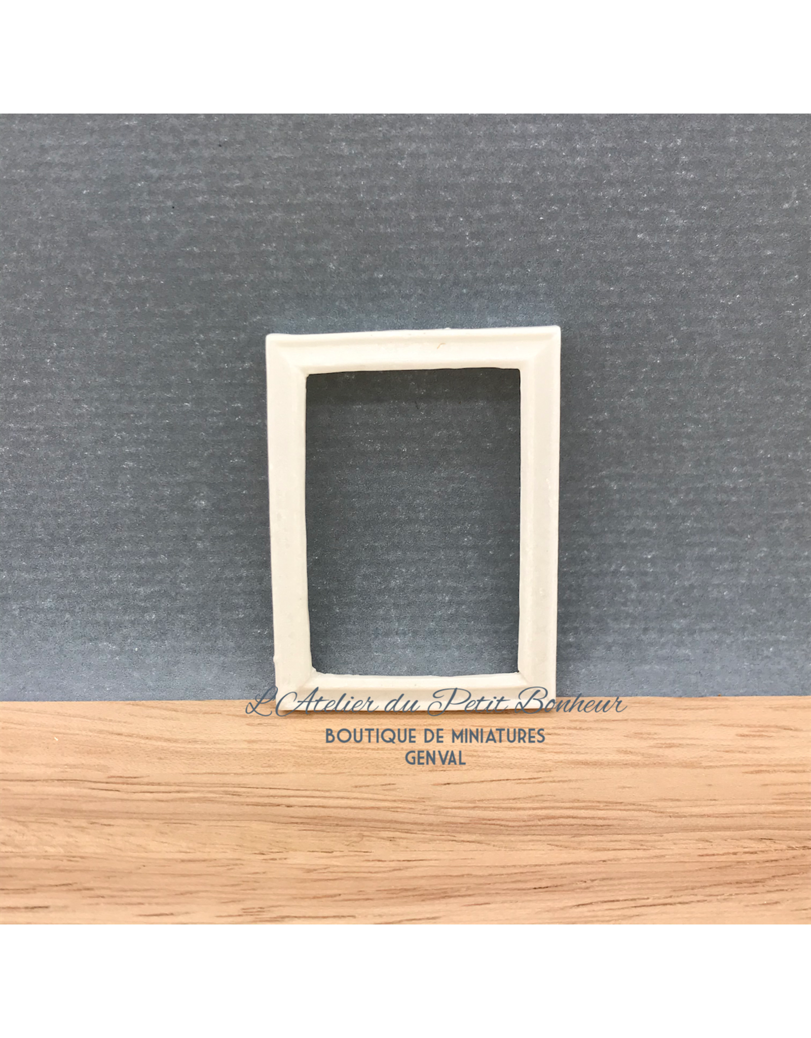 Petit cadre blanc  5x3,5cm miniature 1:12