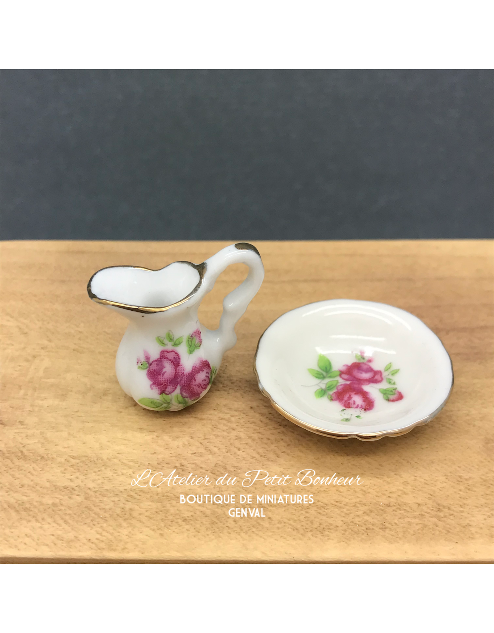 Broc & vasque fleuris roses miniatures 1:12, porcelaine