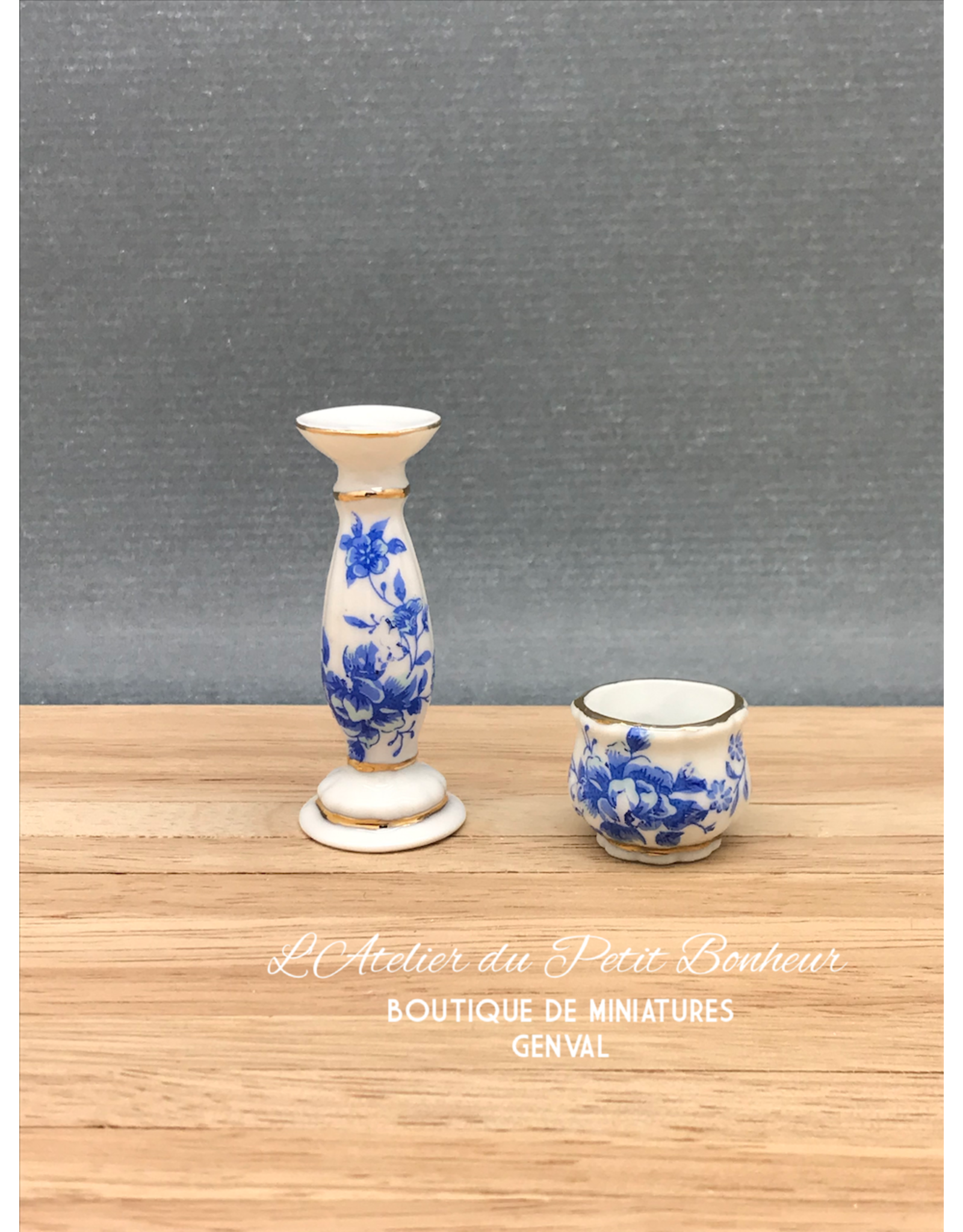 Pot en céramique avec support (bleu & blanc) miniature 1:12