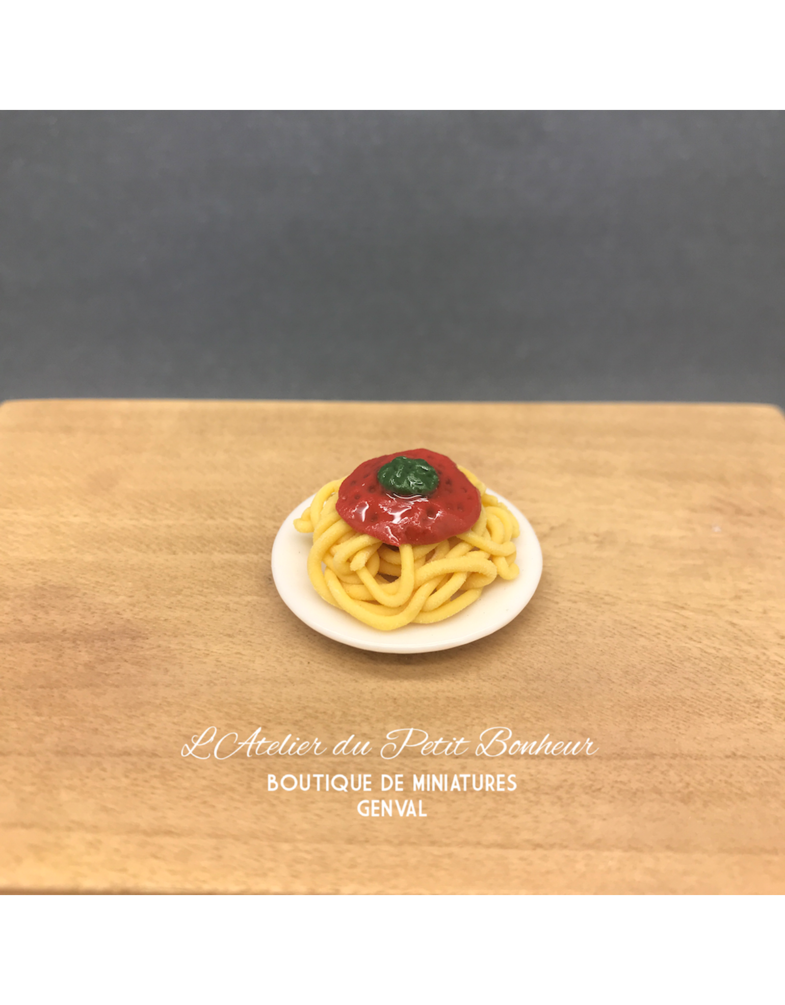 Plat de spaghettis bolognaise miniature 1:12