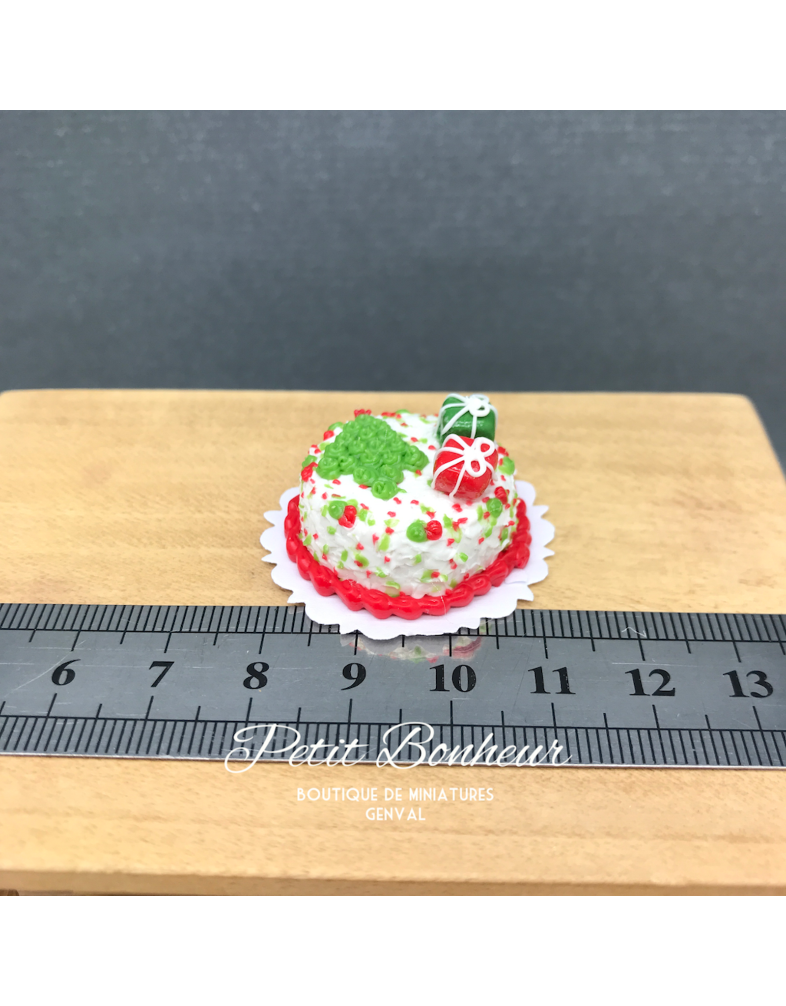 Gâteau de Noël rond miniature 1:12