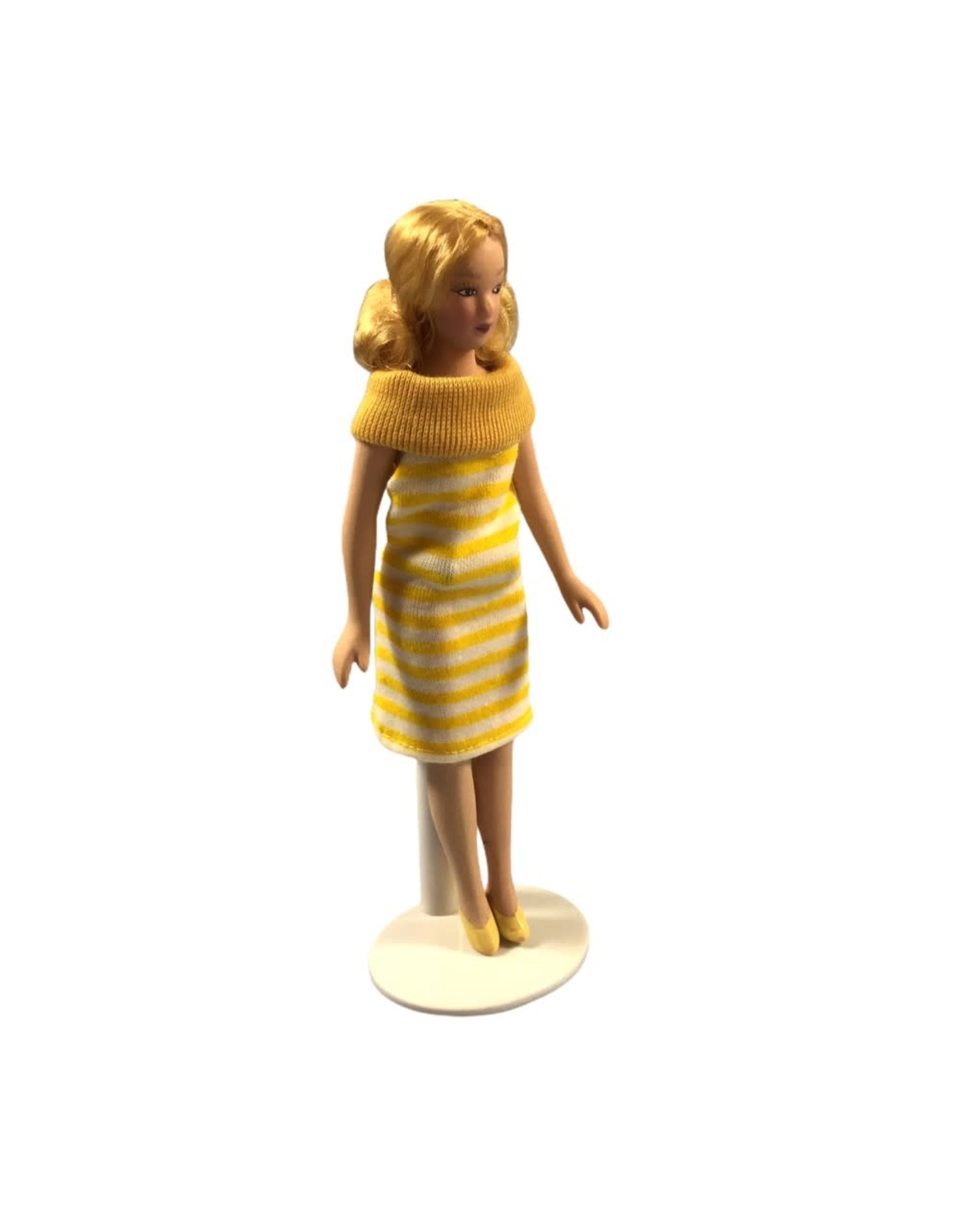 Femme (moderne) miniature 1:12