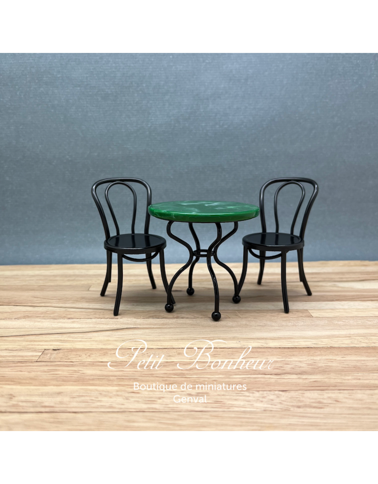 Table bistrot marbre av 2 chaises, noir (nouveau modèle),  miniature 1:12