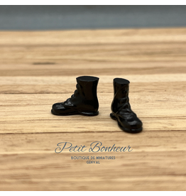 Petites bottines noires miniatures 1:12