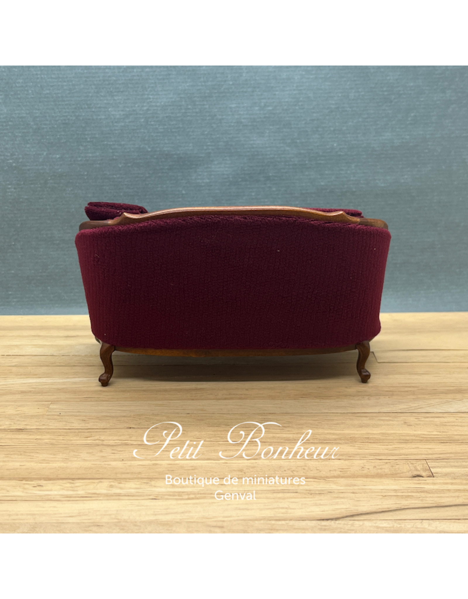Sofa Louis XV noyer & velours violine miniature 1:12